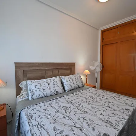 Apartamento En Torrevieja Alicante Exterior foto